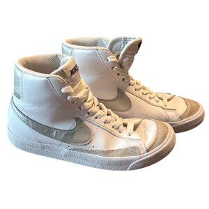 Youth Nike Blazer Mid '77 Vintage Leather Sneakers‎ Size 5Y White Gray